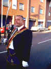 on guard.jpg (55327 bytes)